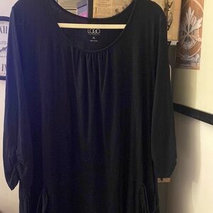Lori, Goldstein, XL  black long sleeve dress. XL with pockets!